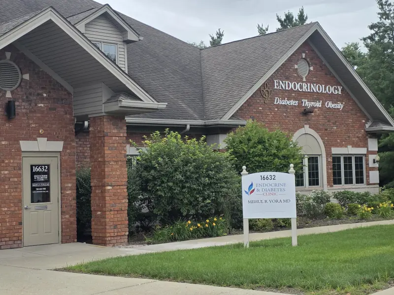Endocrine & Diabetes Clinic building in Orland Park, IL — Dr. Mehul Vora's office